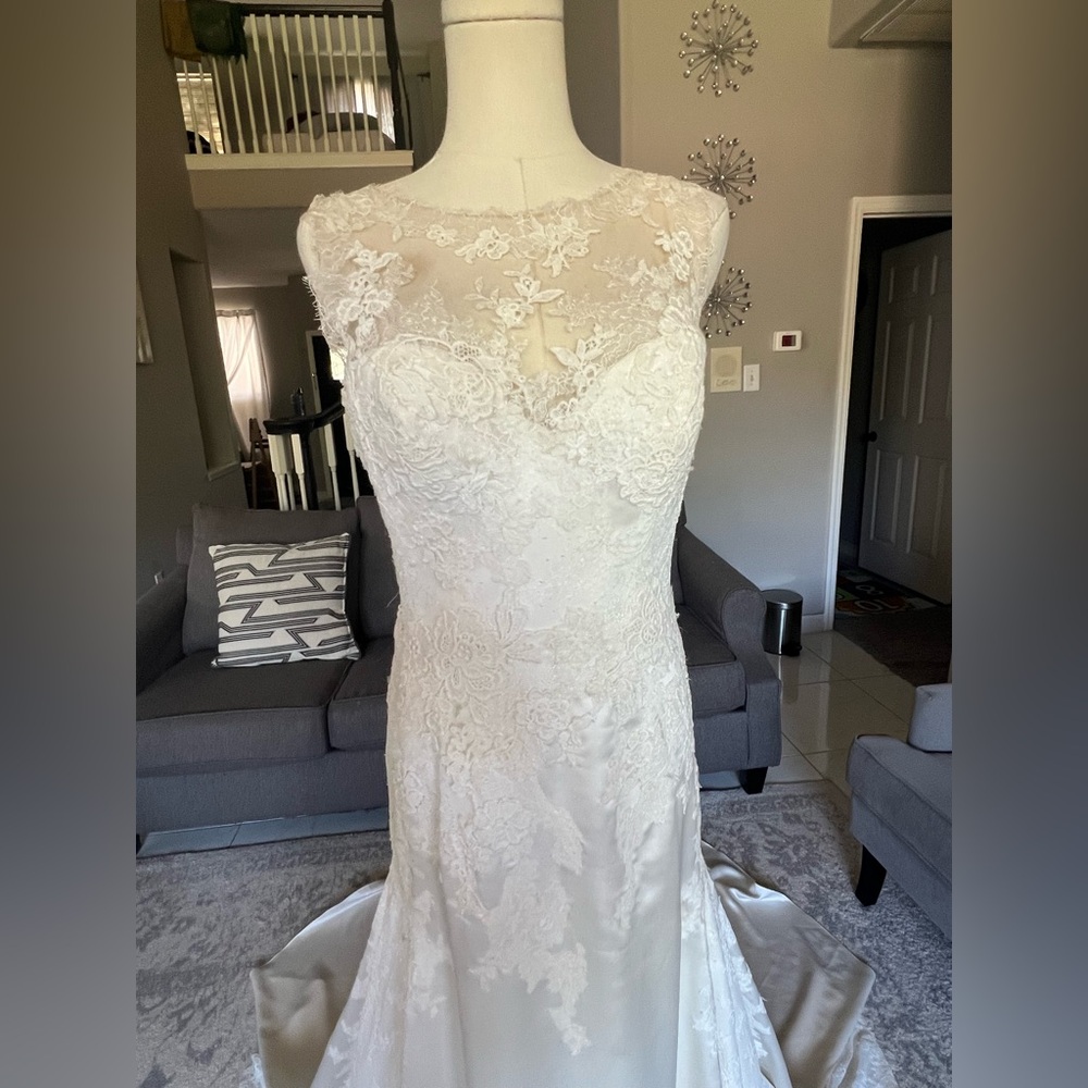 NWT Pronovias Odile Size 10‎ Off-white Wedding Dress - Picture 4 of 8